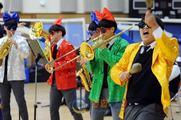 양구군수기 고등학교 친선체육대회가 22일 양구문화체육회관에서 열렸다!!