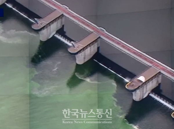 한국수자원공사가 관리 중인 4대강 5대의 보(에서 준공 이후 387건의 하자가 발생한 것으로 나타났다. [사진 : Jtbc유튜브 캡처]