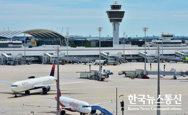 국토교통부(장관 김현미)는 지난 8일 ‘제2019-1차 항공분야 행정처분심의위원회’를 열어 4개 항공사에 과징금 33억3000만원을 부과하였다고 밝혔다.