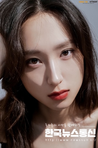 사진 : 배우 류혜영의 개성 넘치는 프로필이 공개됐다.