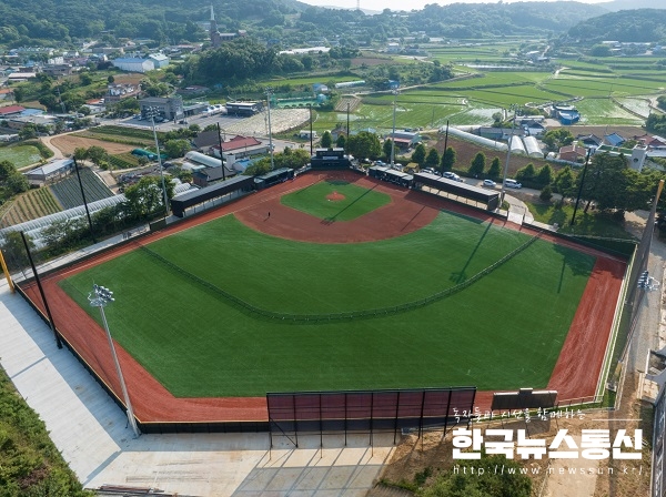 사진: 김태균 야구캠프는 야구 유망주 52명을 선발했다고 30일 밝혔다.
